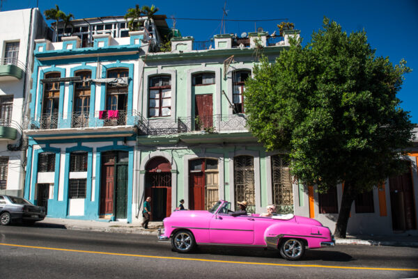 kleurig straatbeeld Havana